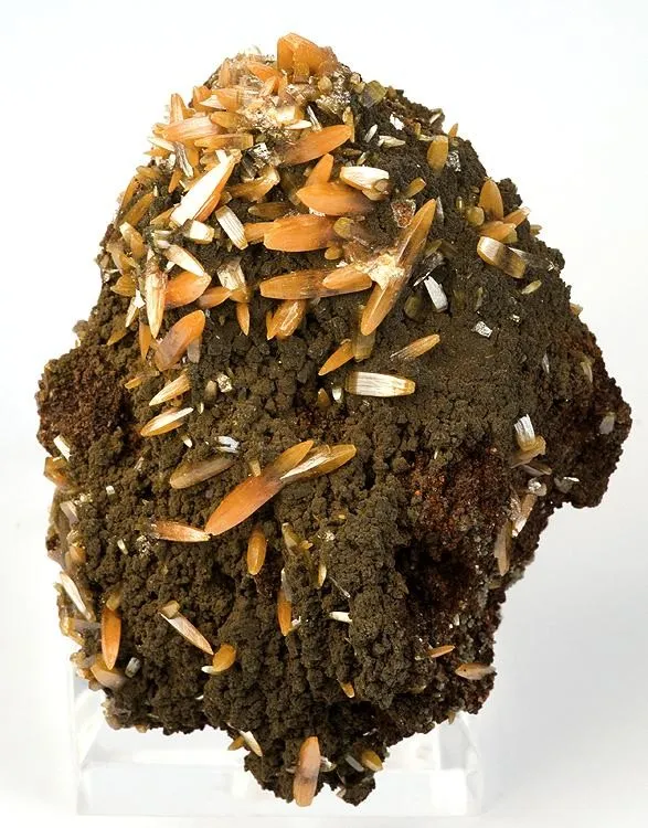 Wulfenite image