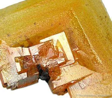 Wulfenite - image 2
