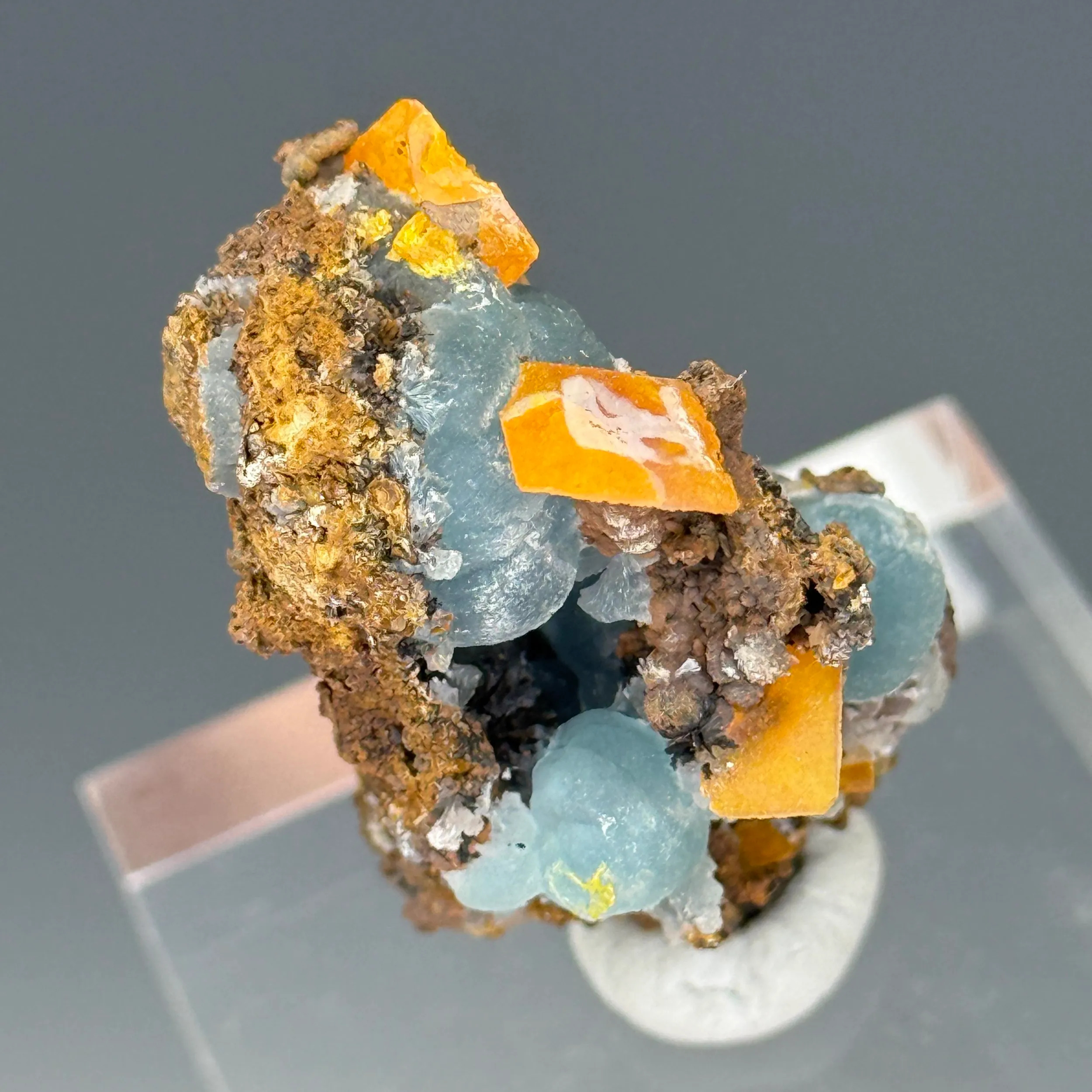 Wulfenite - image 3