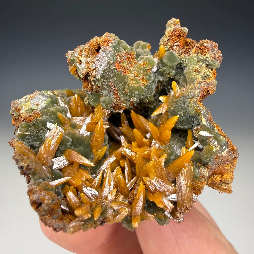 Wulfenite image