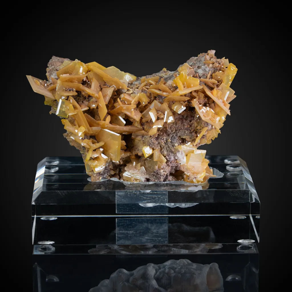 Wulfenite - image 6