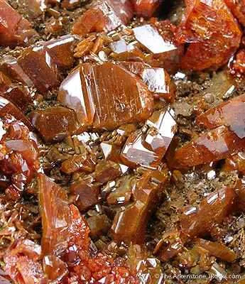 Wulfenite - image 4