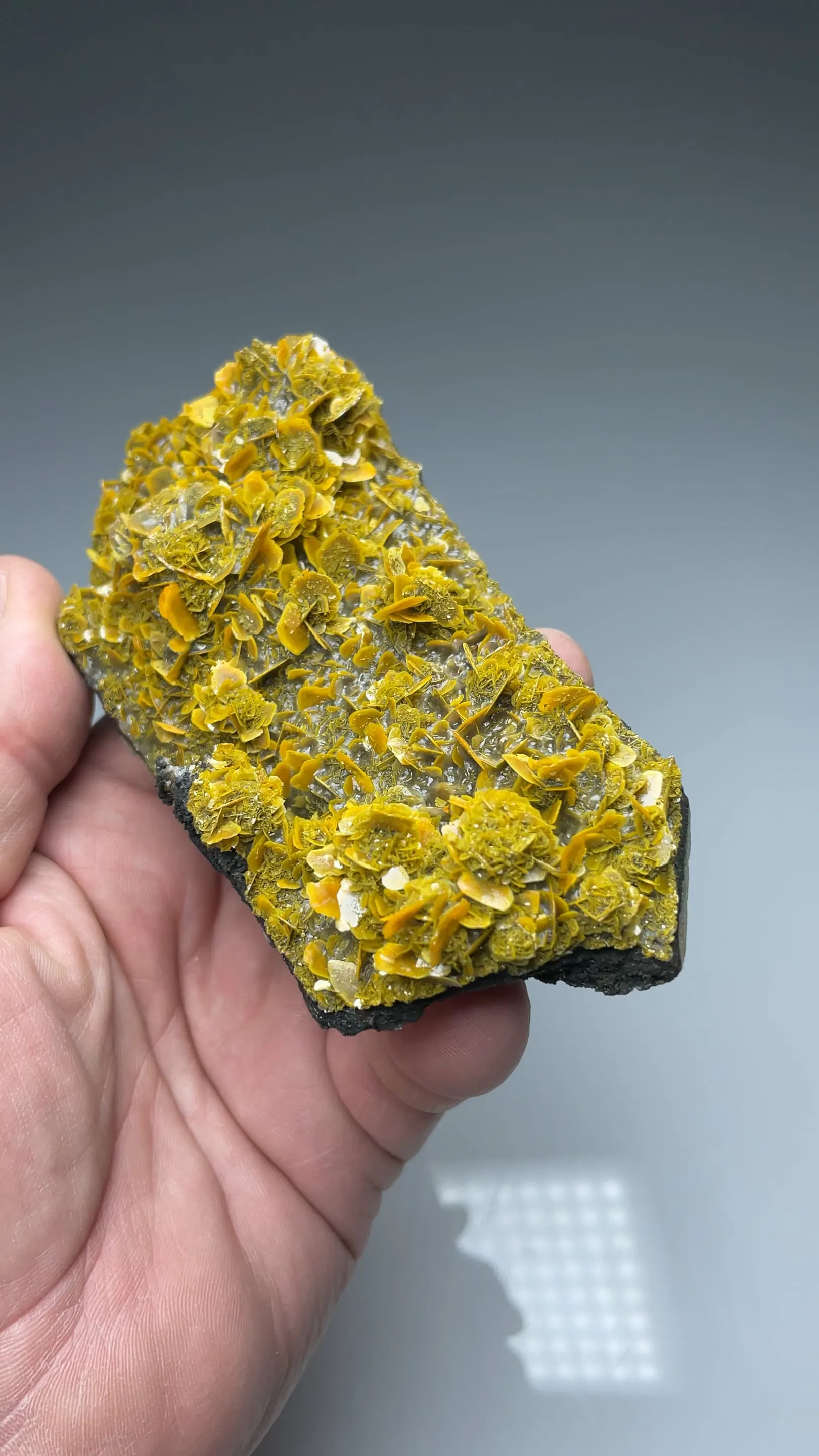 Wulfenite - image 2