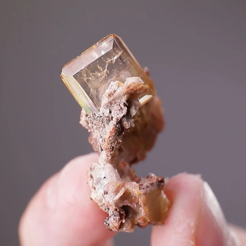 Wulfenite - image 2