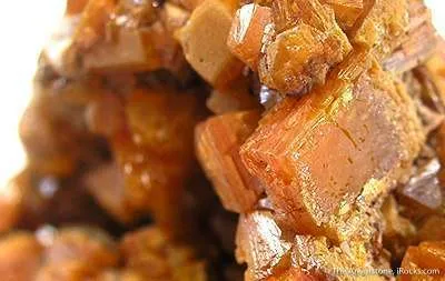 Wulfenite - image 2