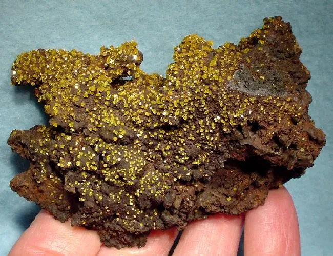 Wulfenite image