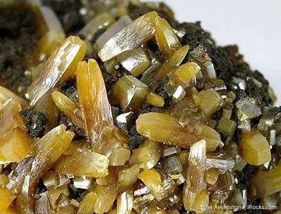 Wulfenite - image 2