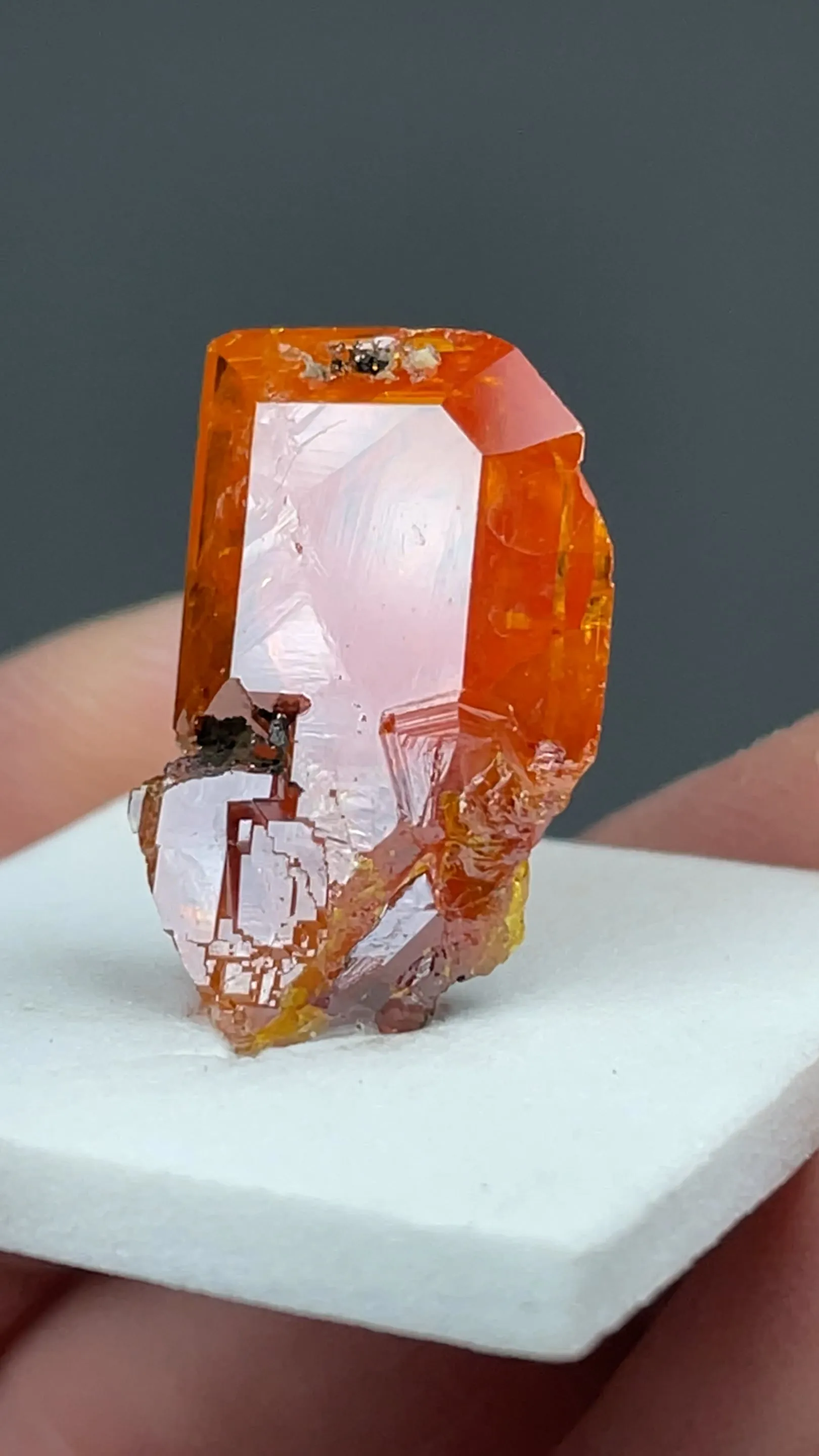 Wulfenite - image 2