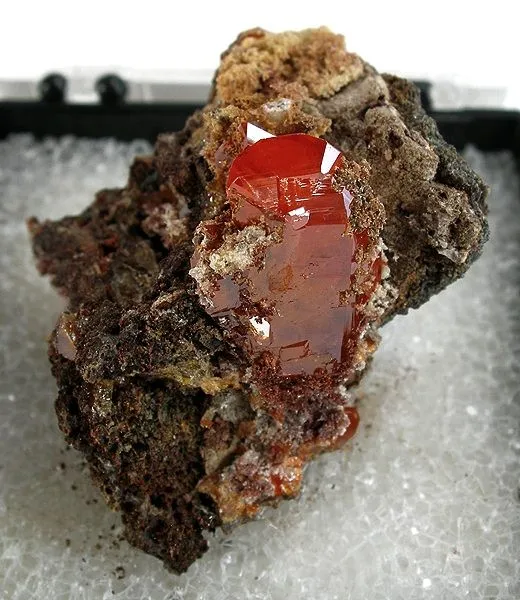 Wulfenite image