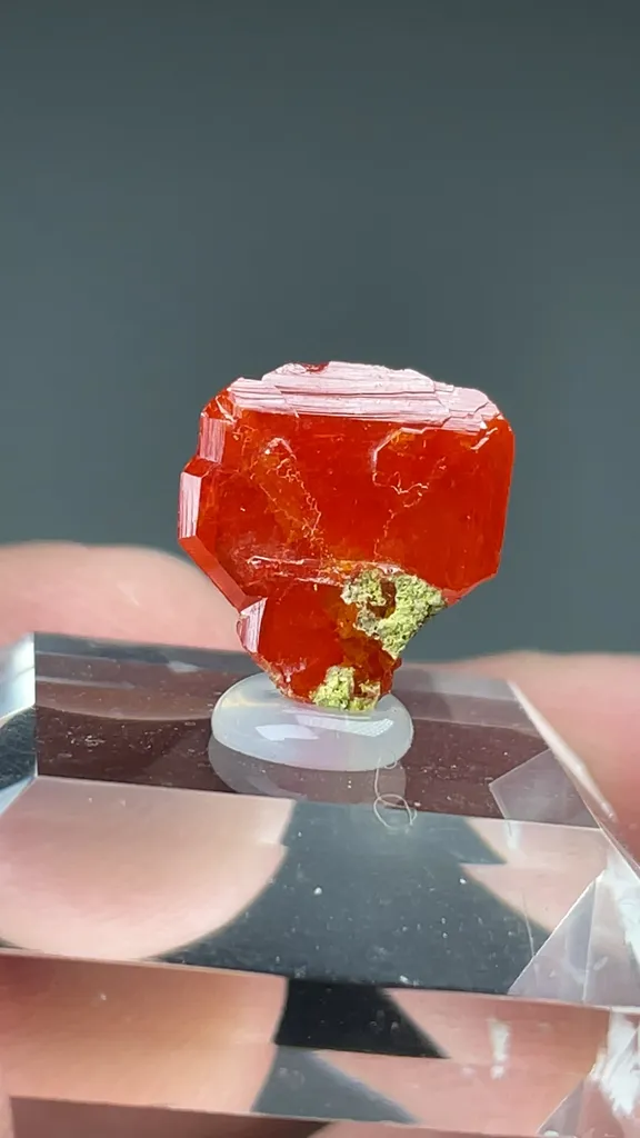Wulfenite - image 2