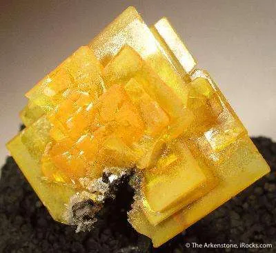 Wulfenite - image 3