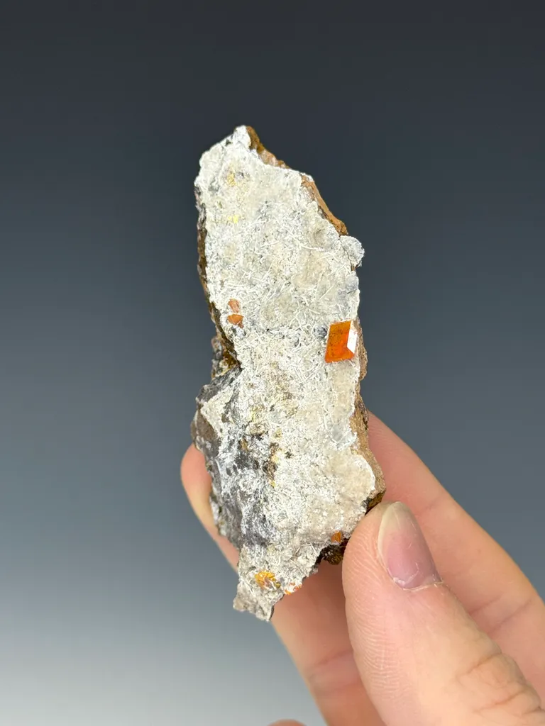 Wulfenite - image 3