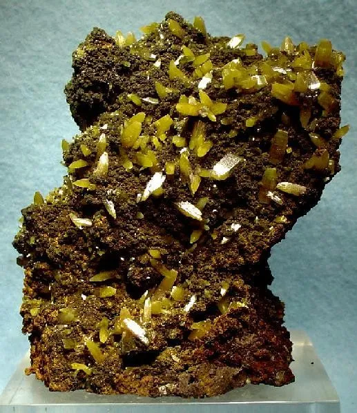 Wulfenite image