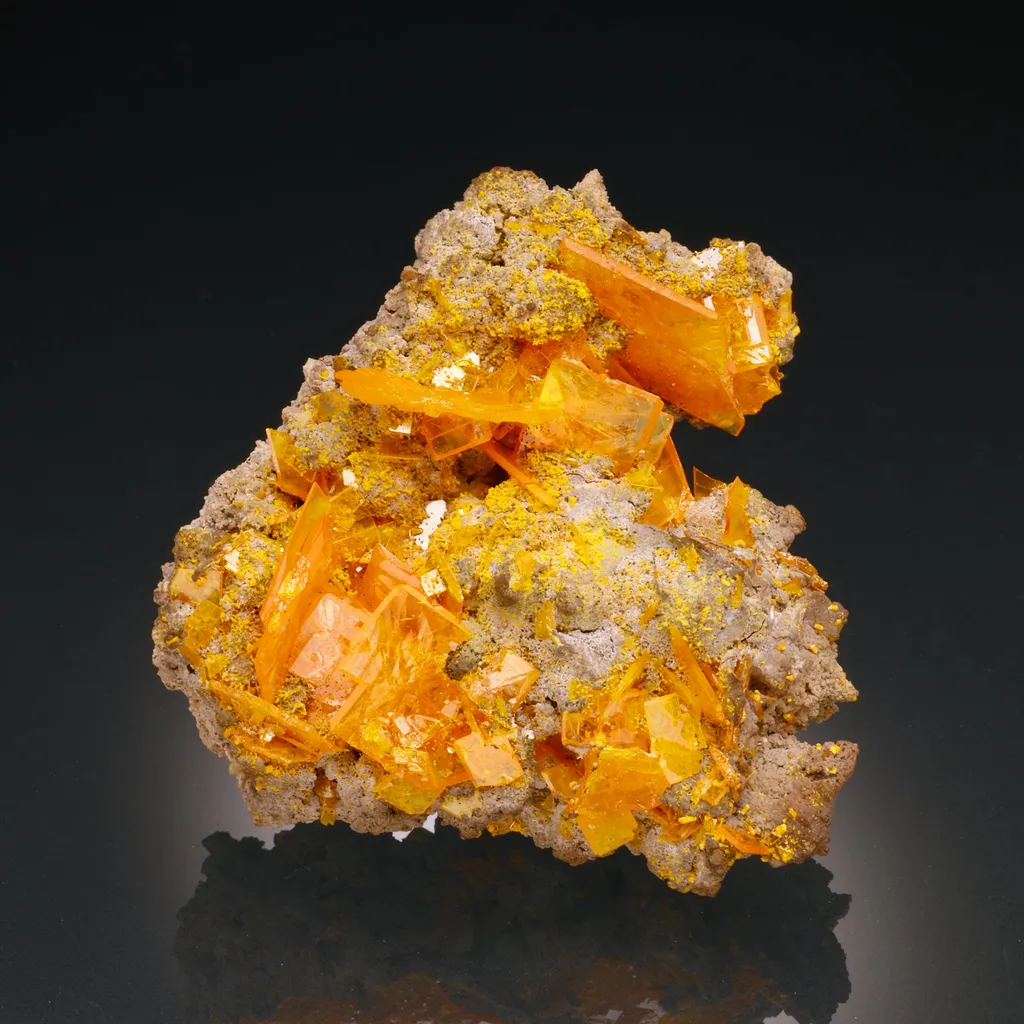 Wulfenite image