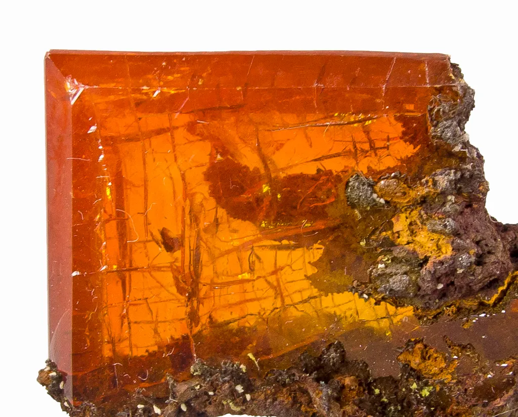 Wulfenite - image 3