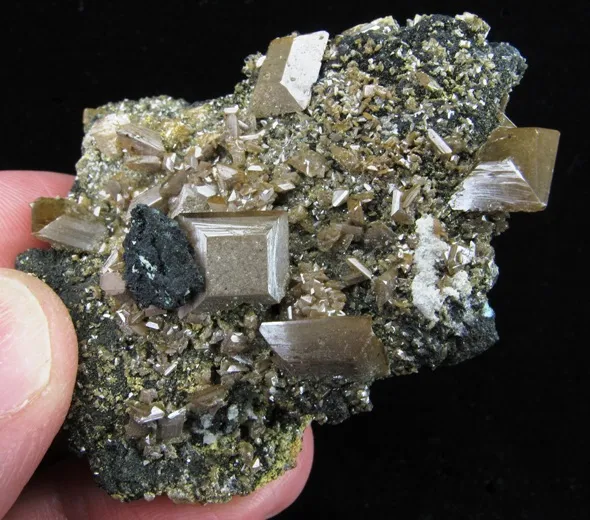 Wulfenite - image 2