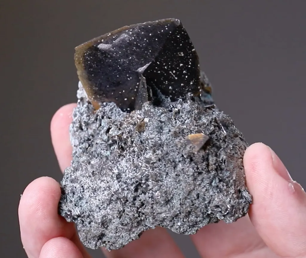 Wulfenite - image 2