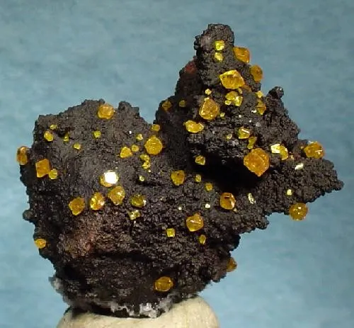Wulfenite image