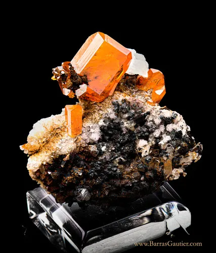 Wulfenite - image 2