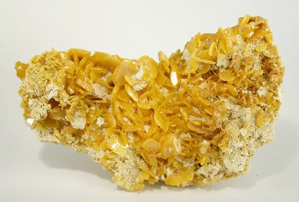 Wulfenite image