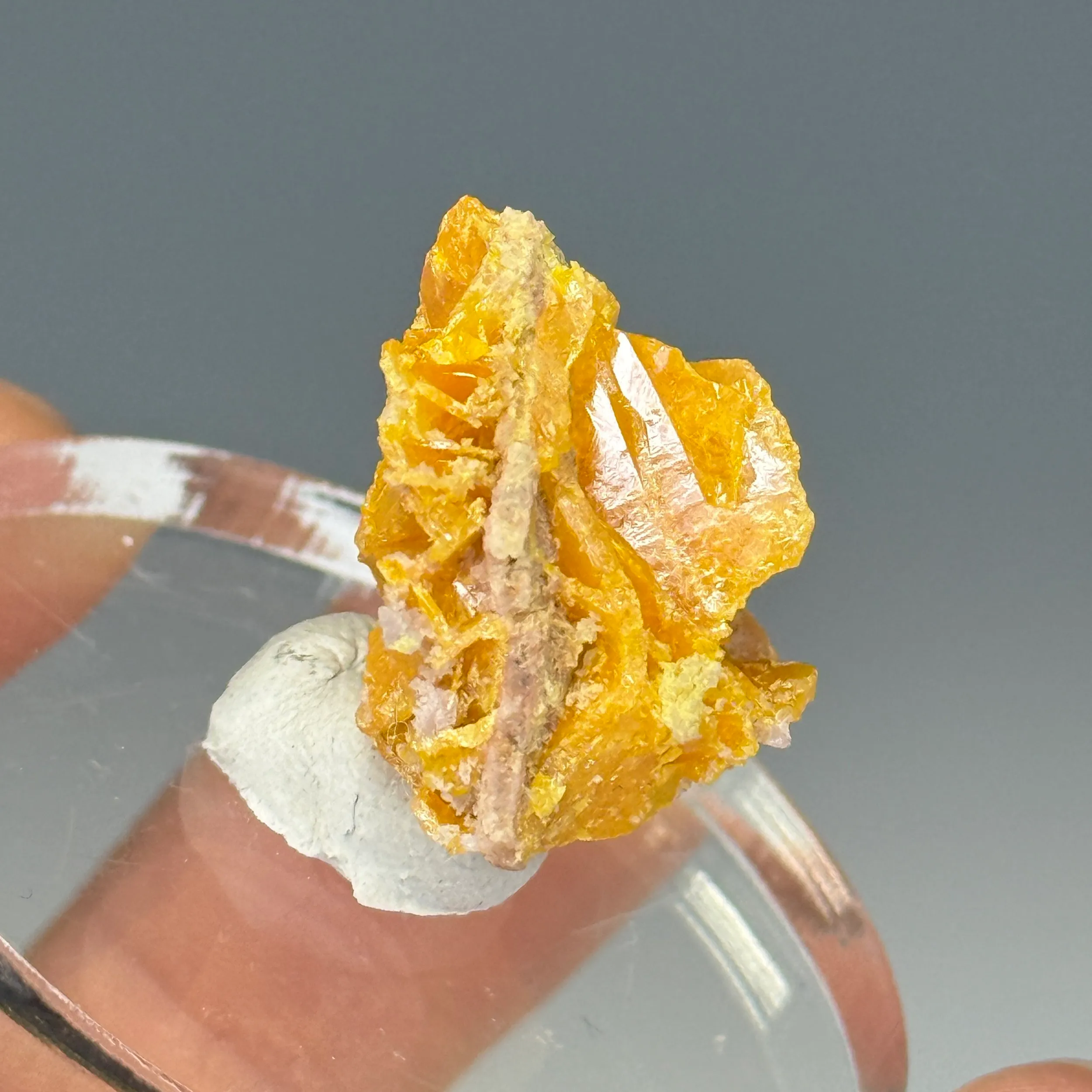 Wulfenite - image 2