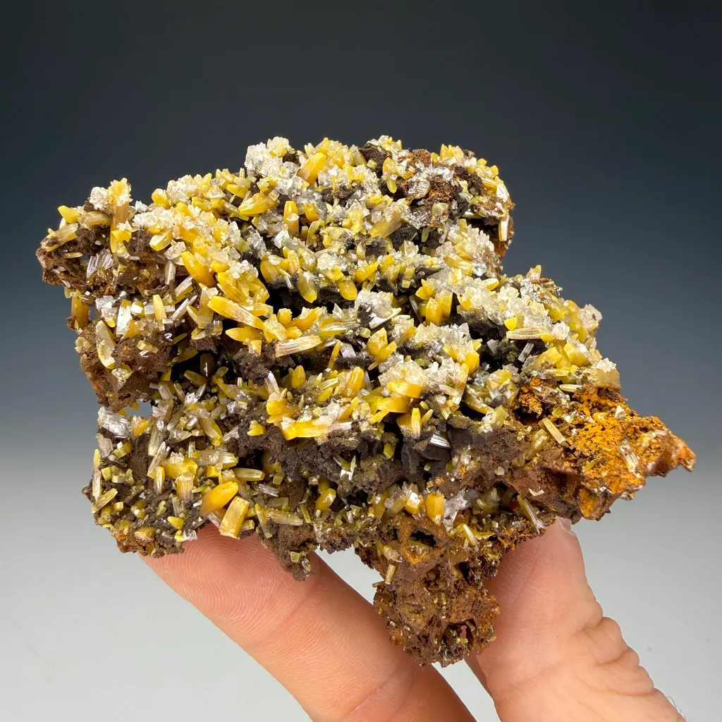 Wulfenite - image 4