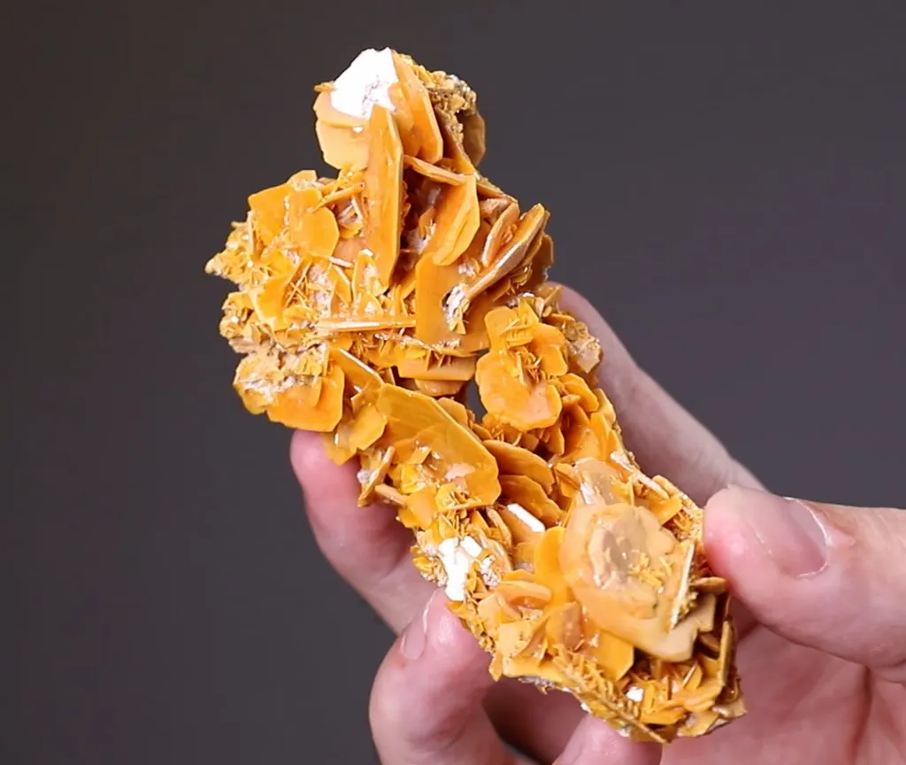 Wulfenite - image 2