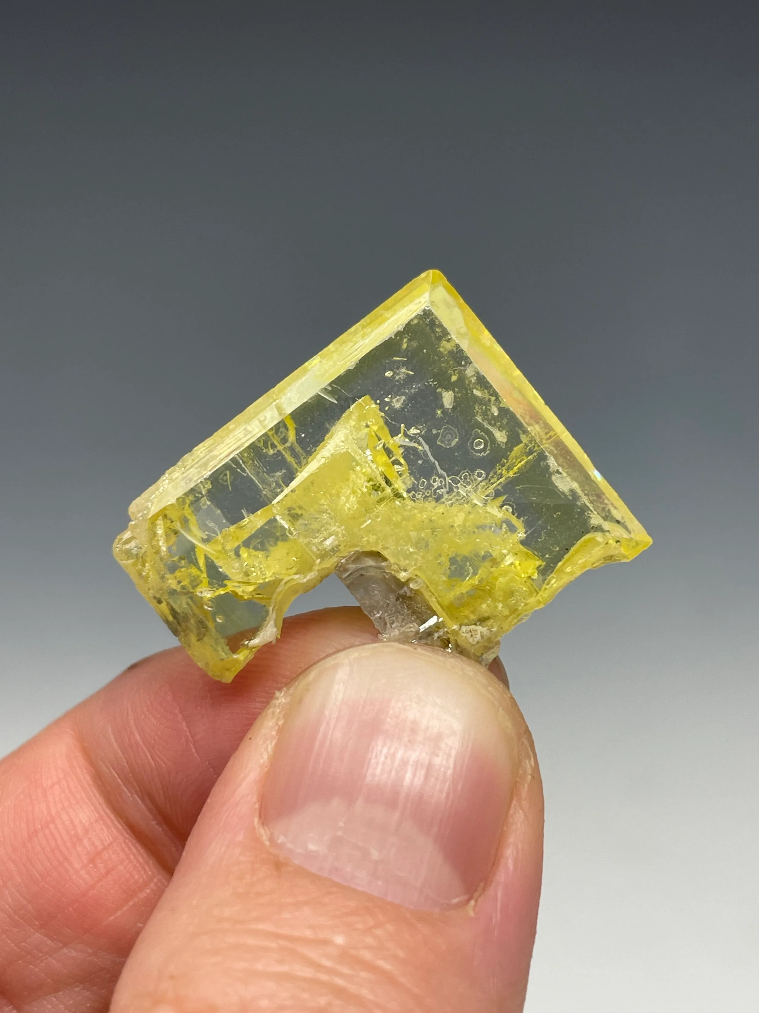 Wulfenite - image 2