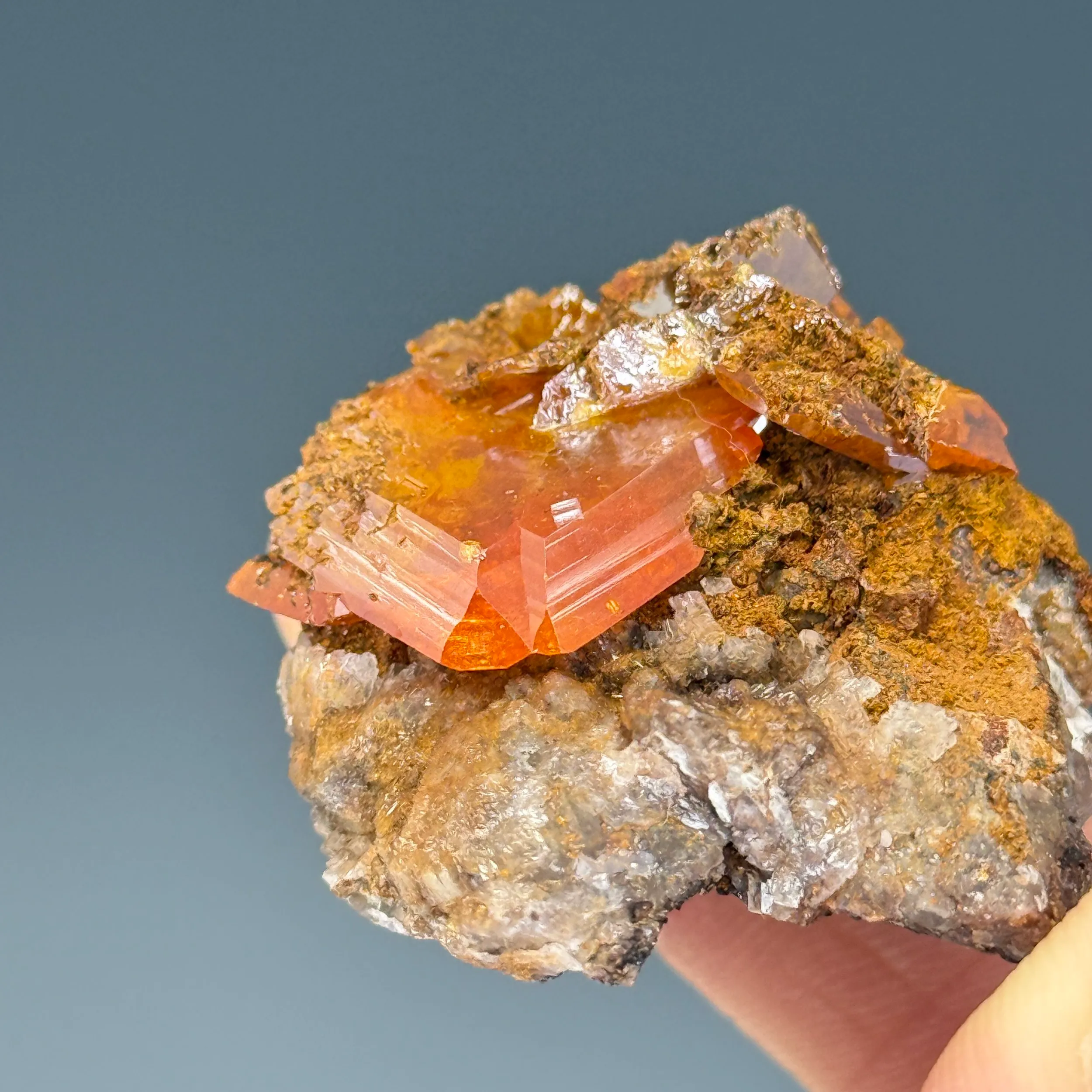 Wulfenite - image 4