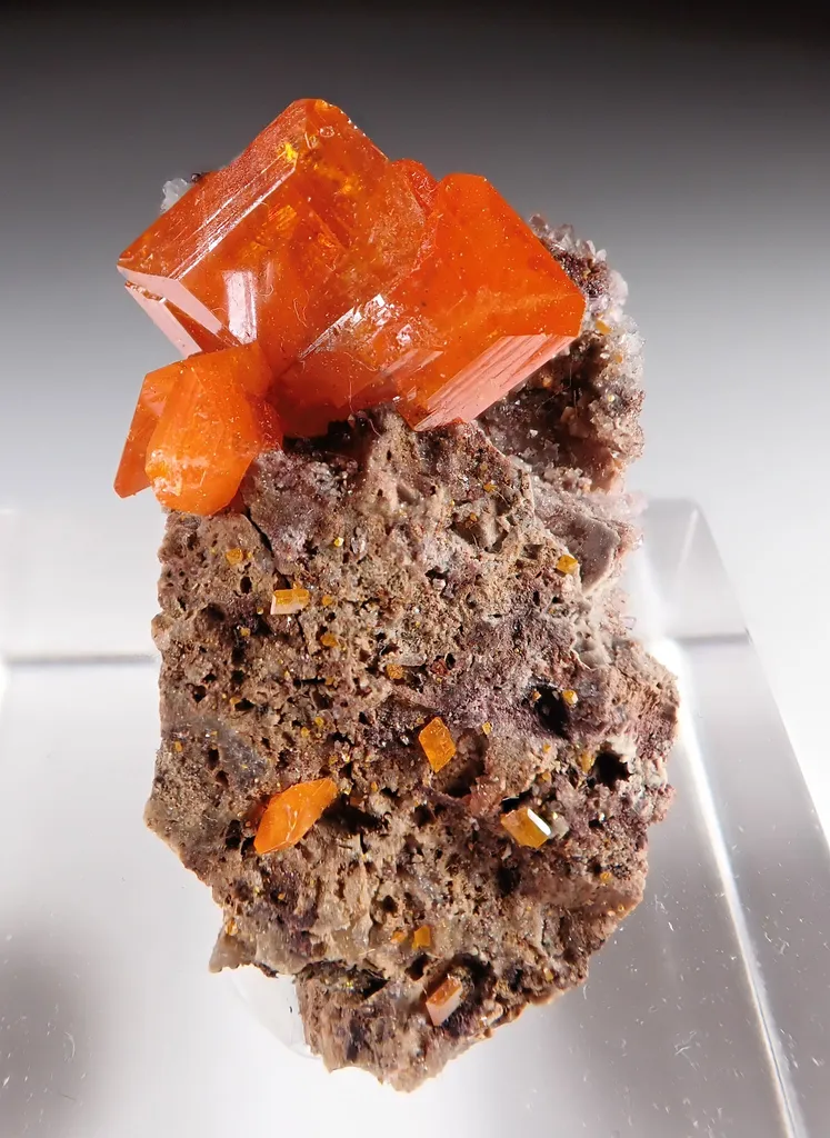 Wulfenite image