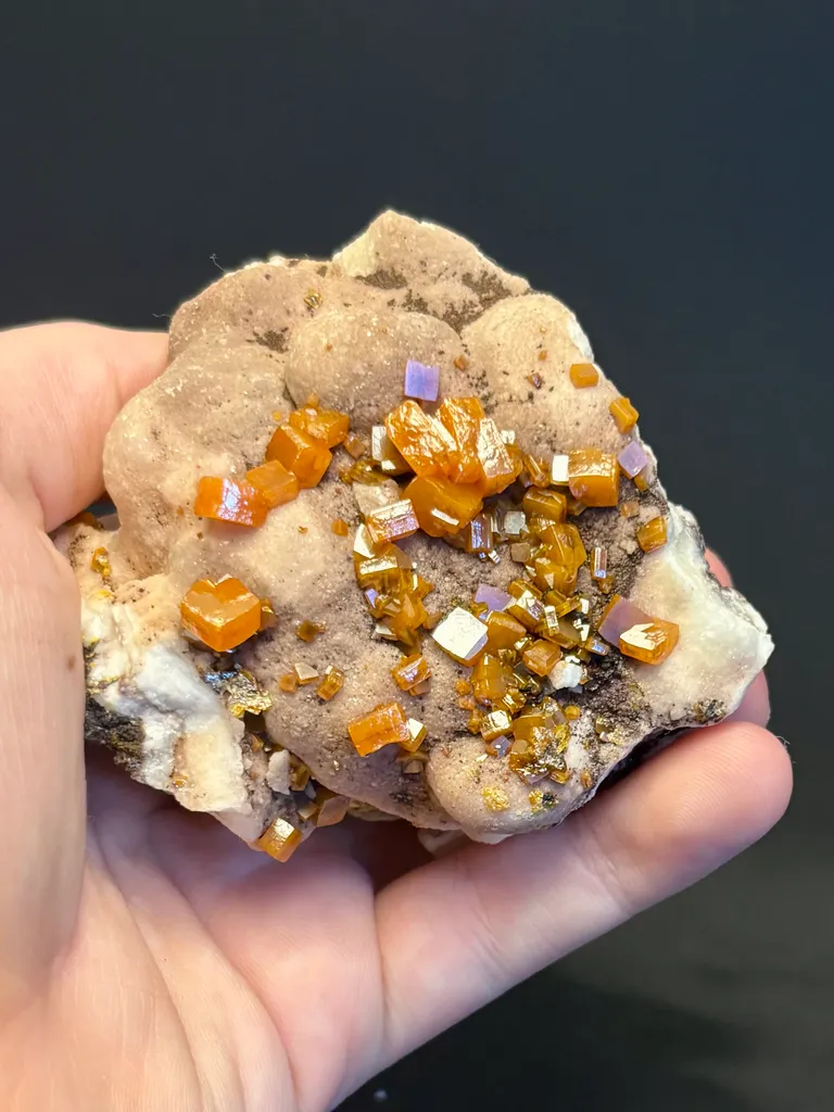 Wulfenite - image 4