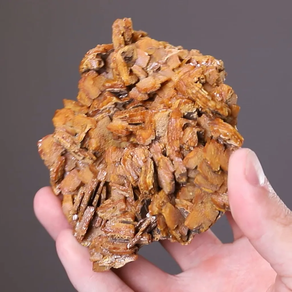 Wulfenite - image 2