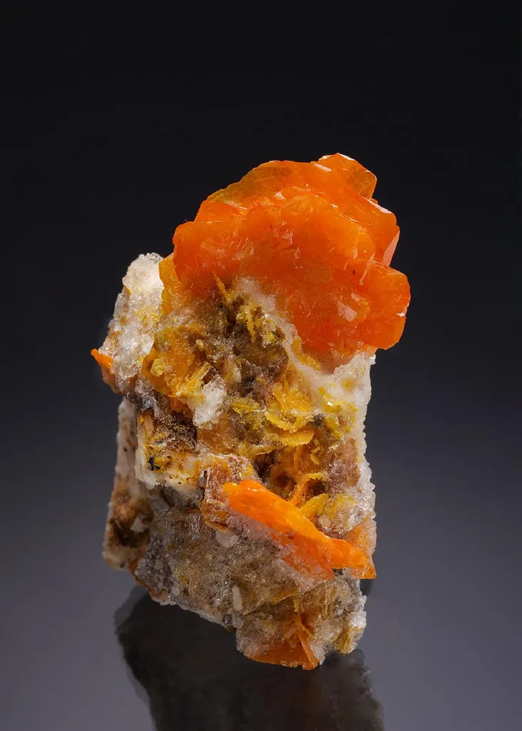 Wulfenite image