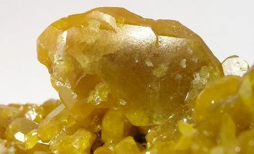 Wulfenite - image 2