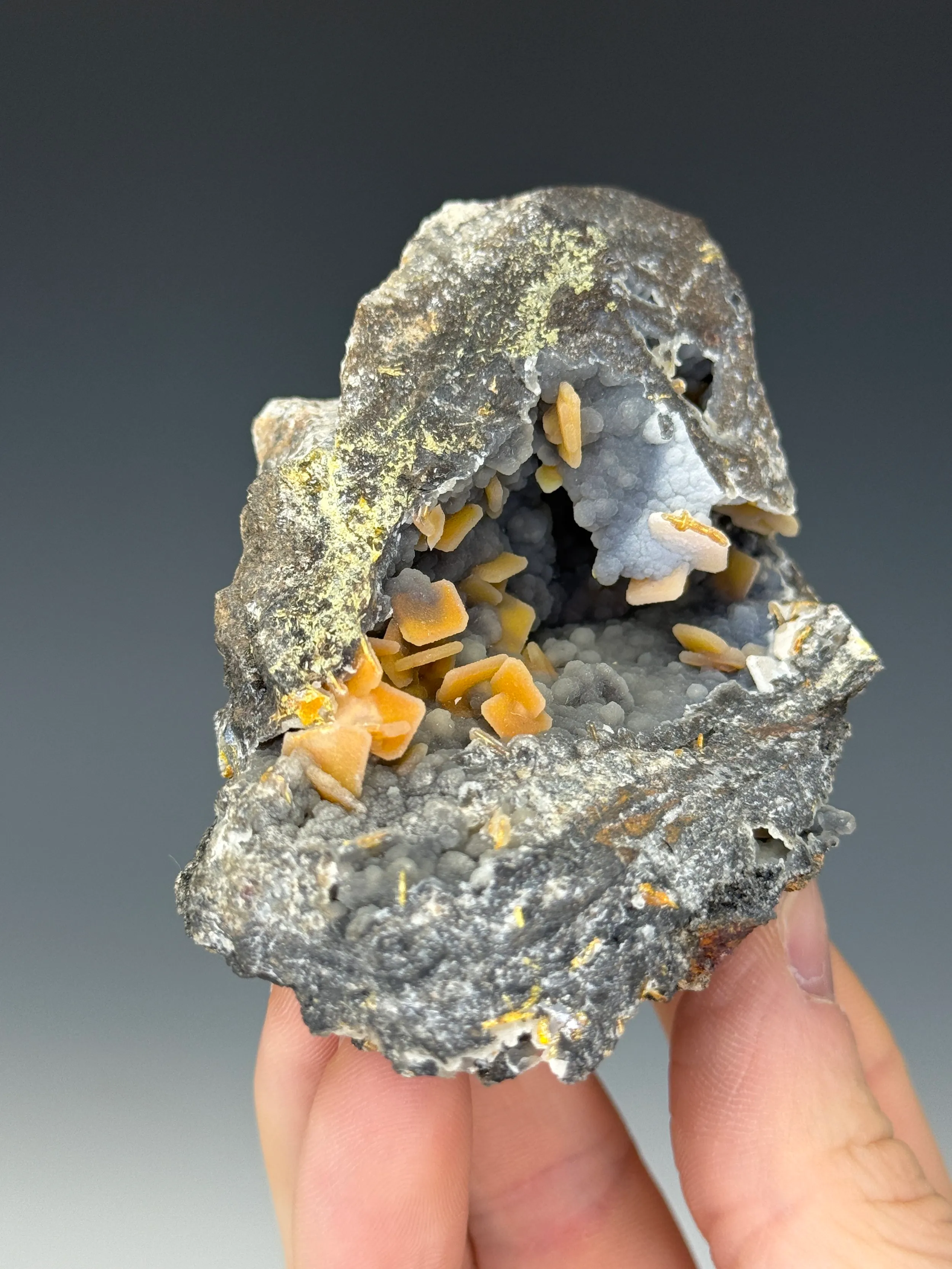 Wulfenite - image 2