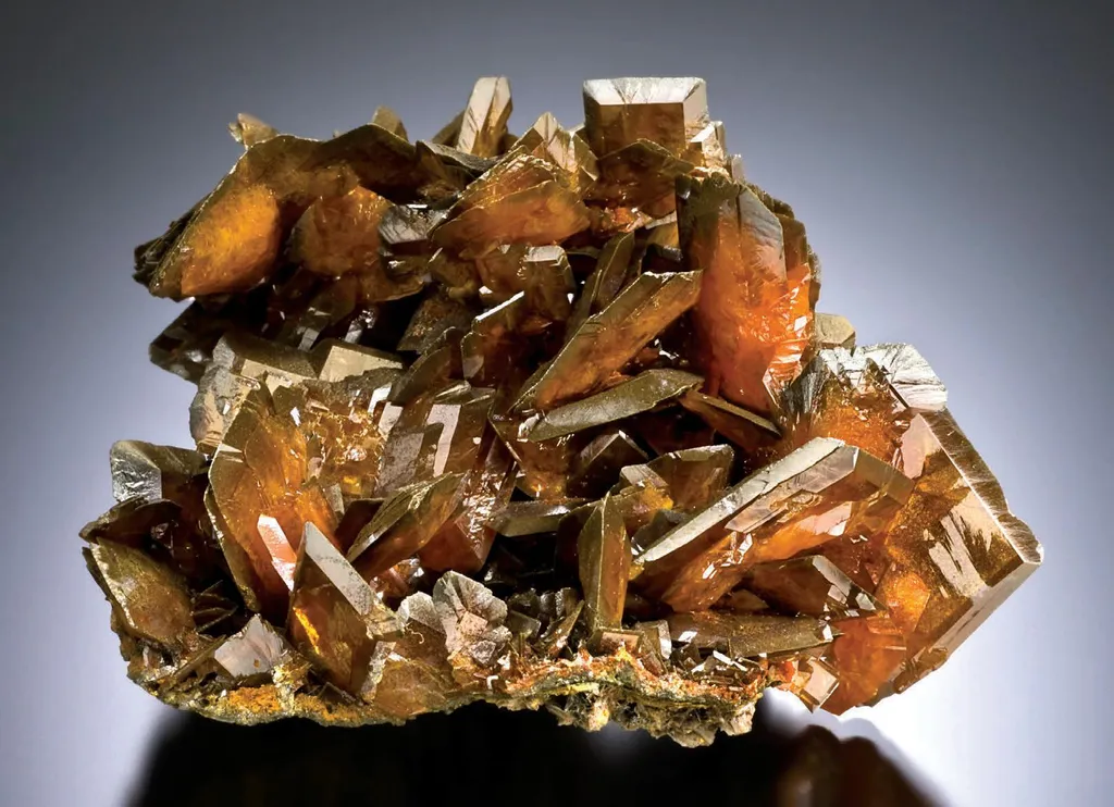 Wulfenite image