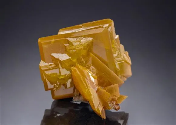 Wulfenite image
