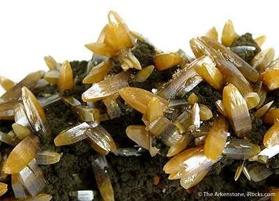 Wulfenite - image 3