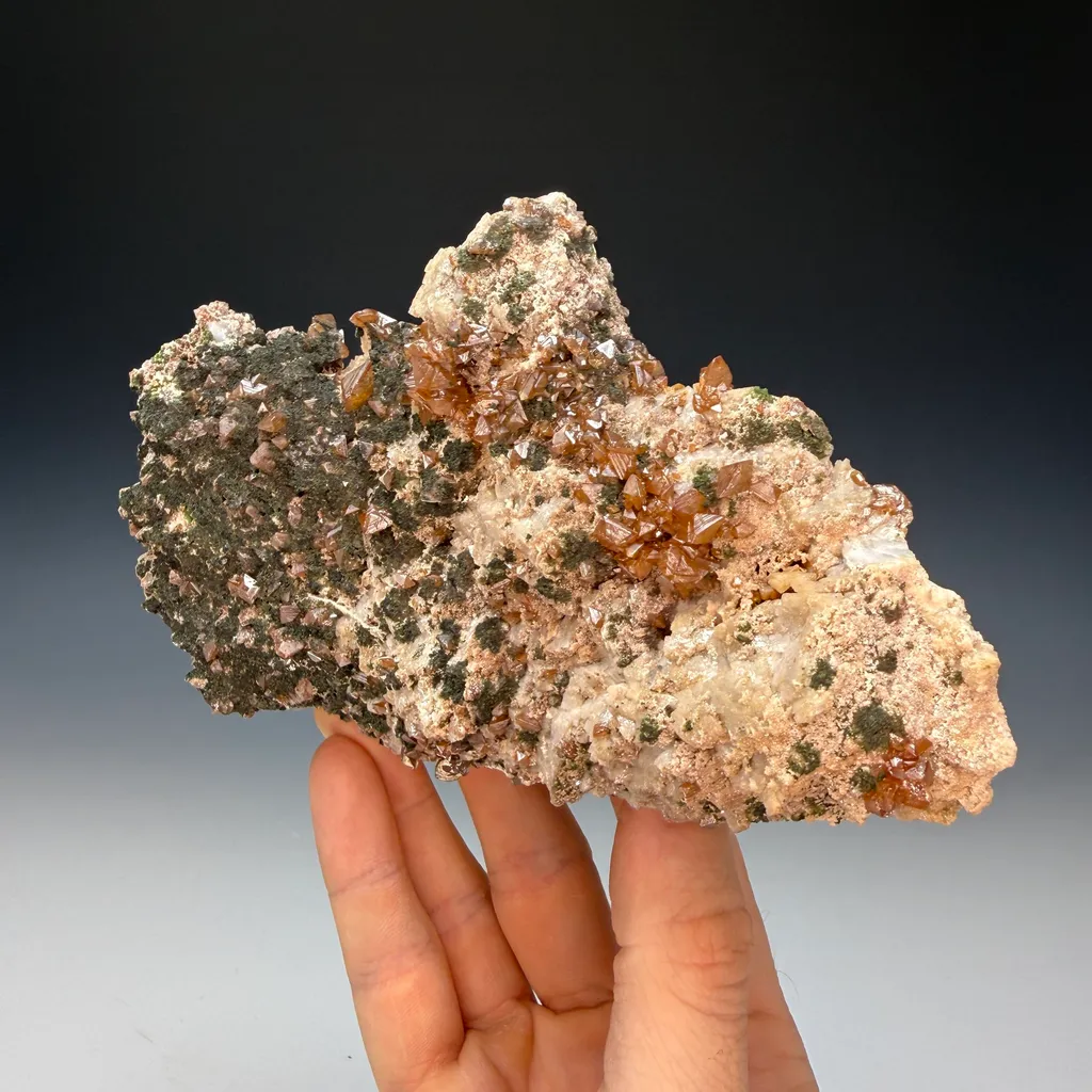 Wulfenite - image 3