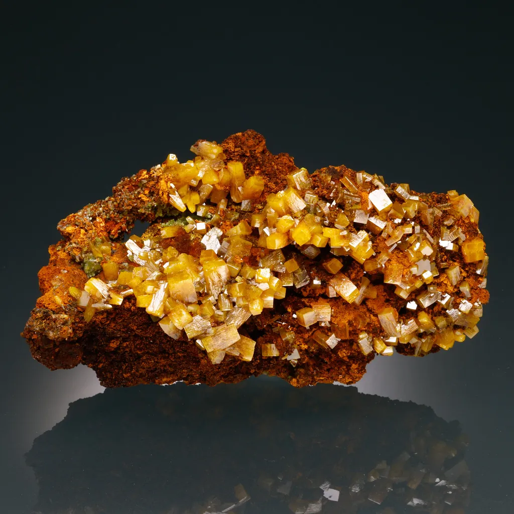 Wulfenite image