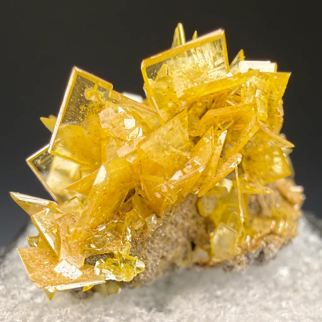 Wulfenite image
