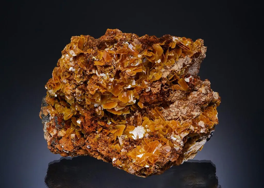 Wulfenite image