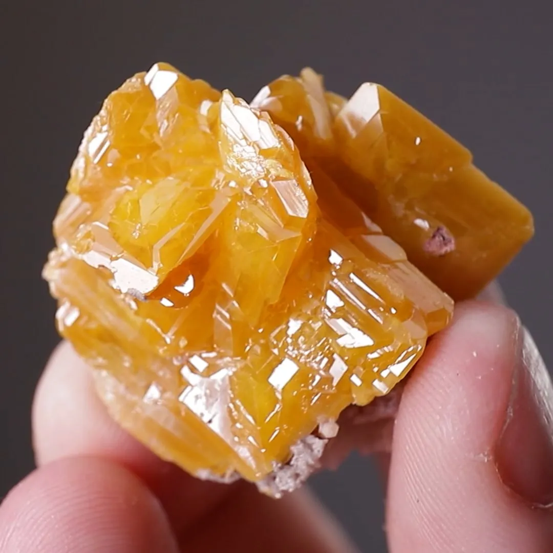 Wulfenite - image 2