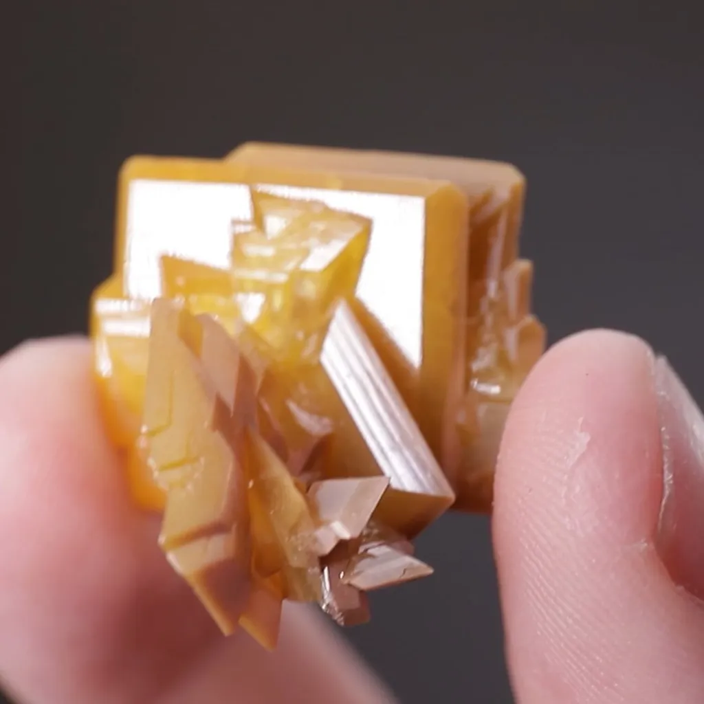Wulfenite - image 2