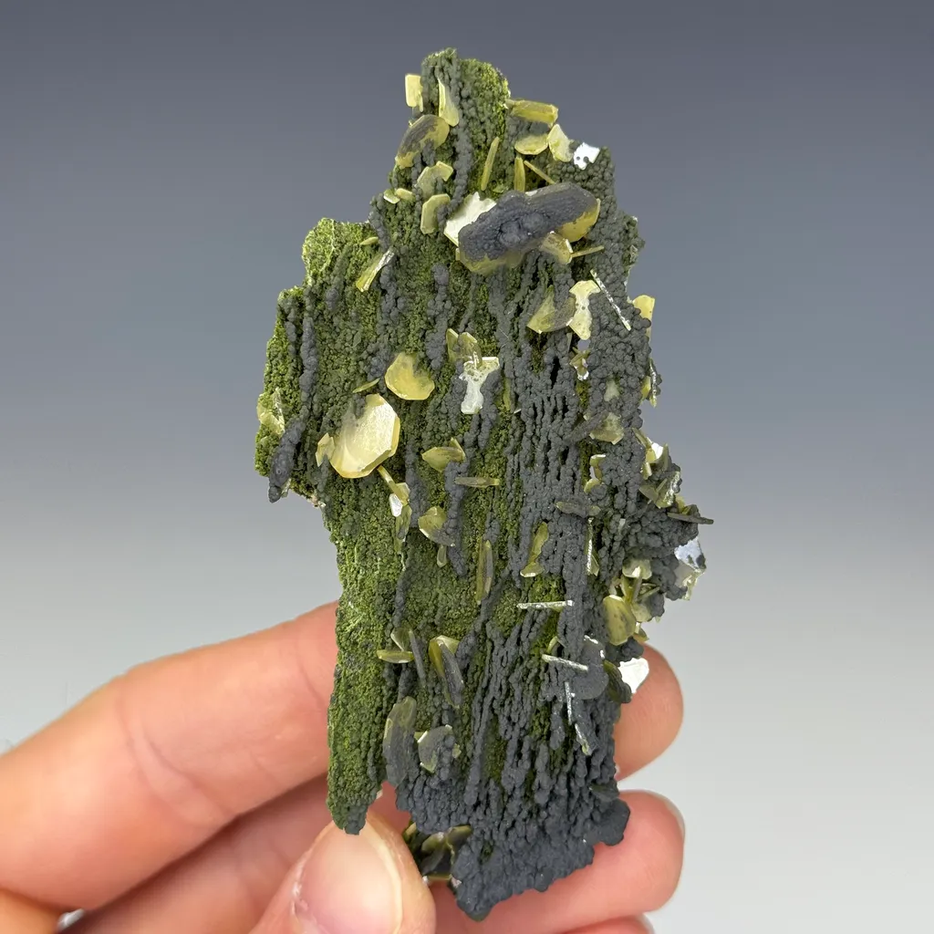 Wulfenite image