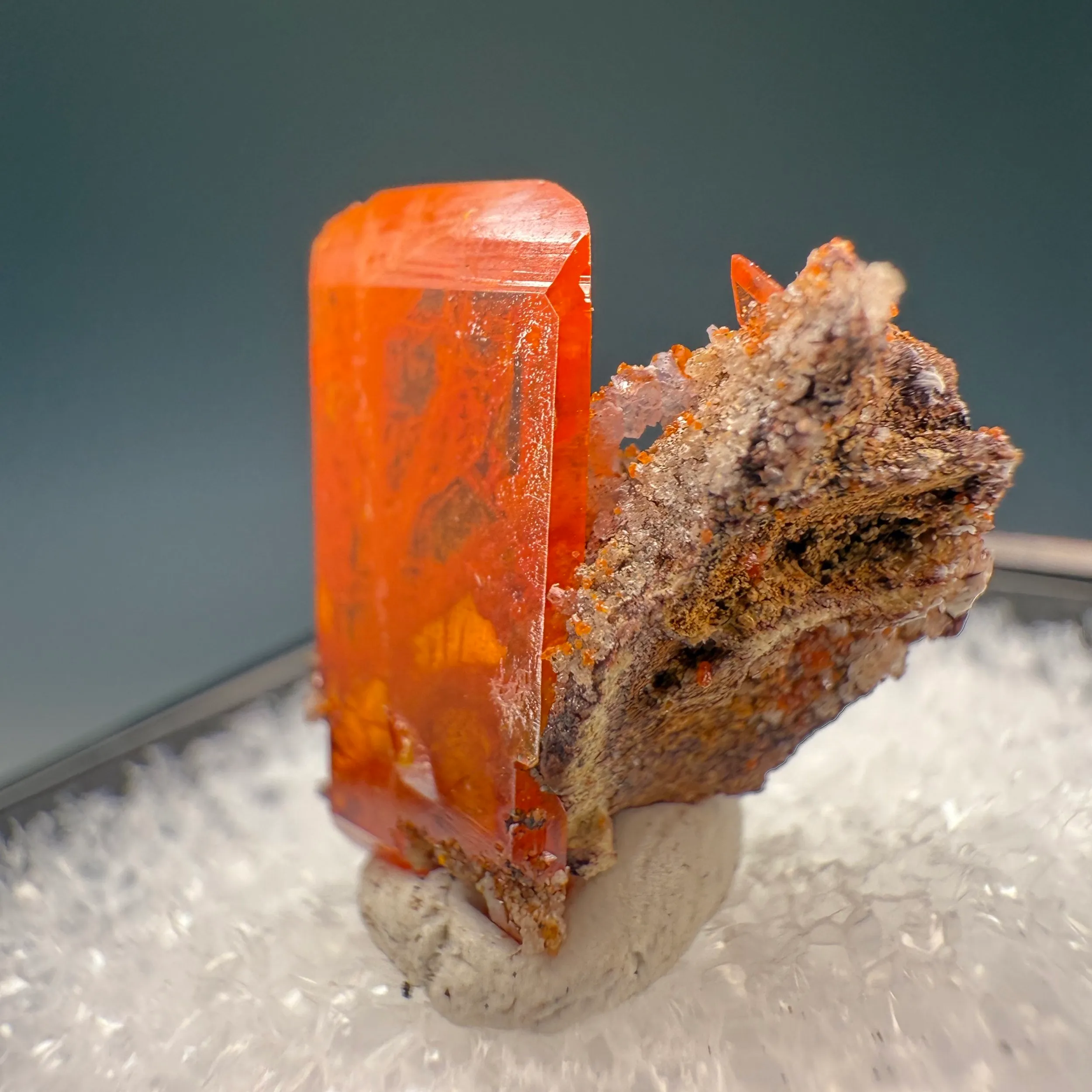 Wulfenite - image 3