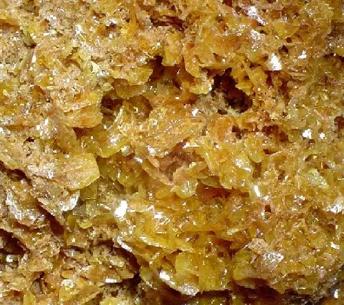 Wulfenite - image 2