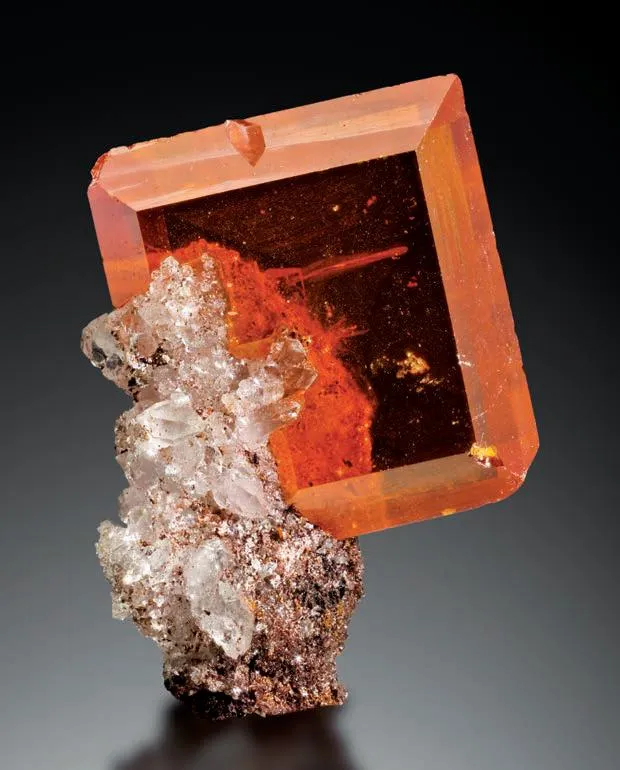 Wulfenite - image 1