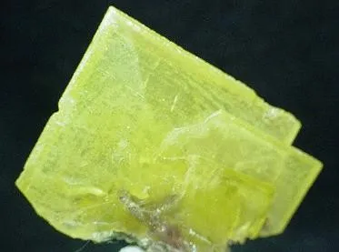 Wulfenite image