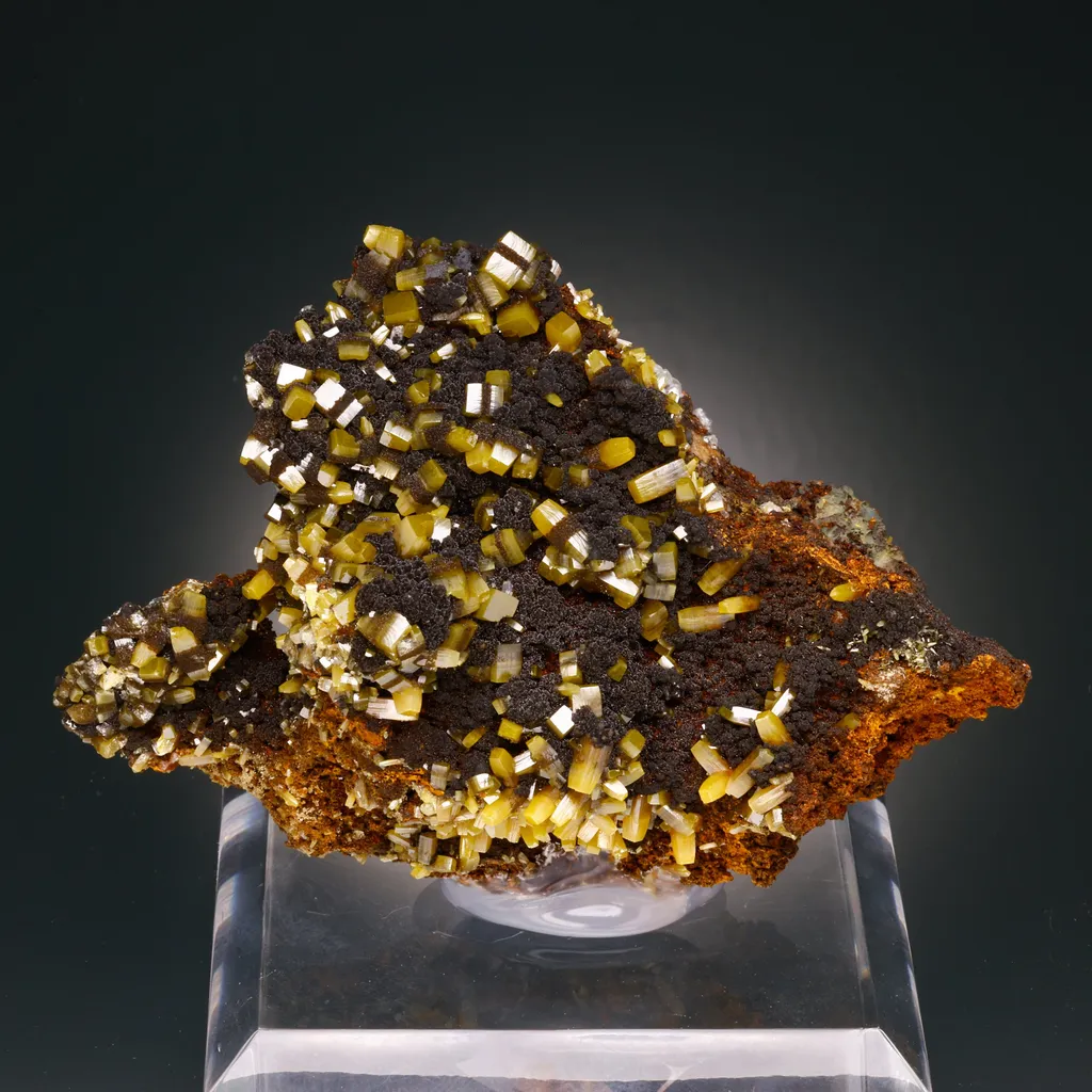 Wulfenite image